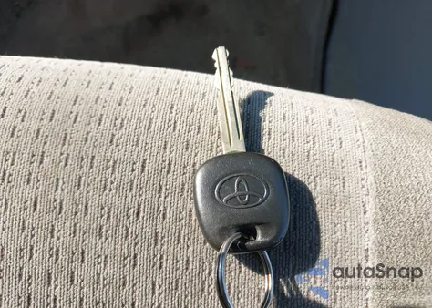 2007 Toyota Corolla Ce z USA, uszkodzony, nr VIN 2T1BR30E57C825561